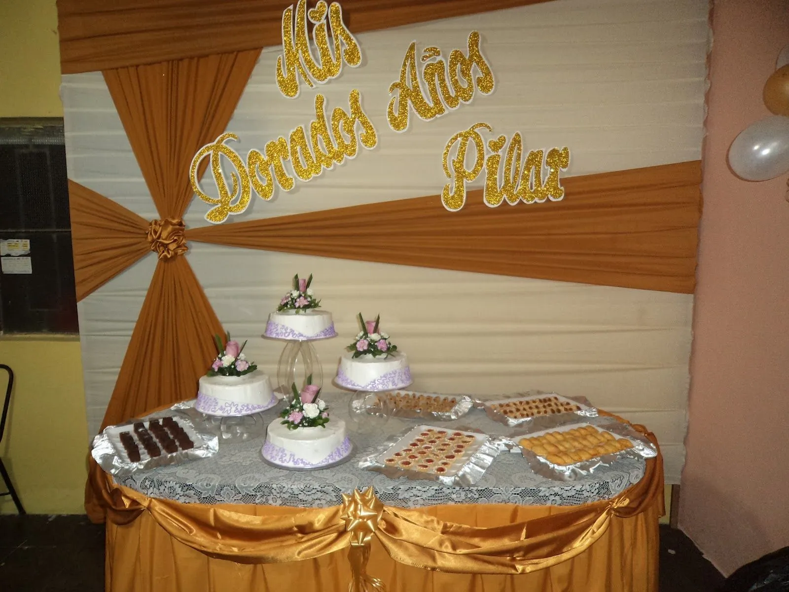 Tortas y Decoraciones Aryma: Lindos 50 Años