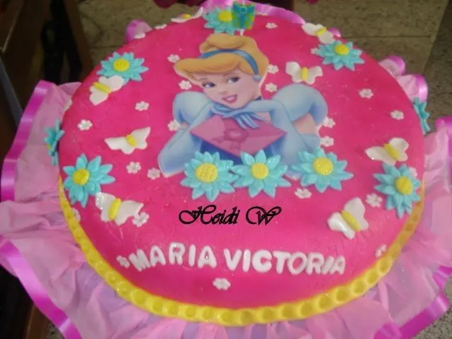 TORTAS DECORADAS DE LA CENICIENTA - Imagui