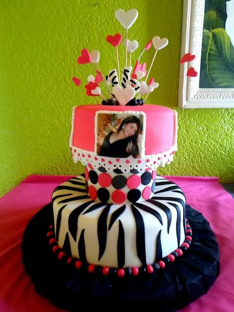 Tortas lisbesita: TORTA ANIMAL PRINT