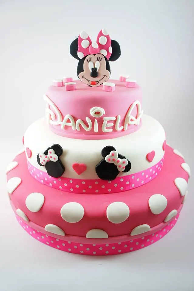 Tortas de Minnie Mouse | Celebrate Custom Cakes