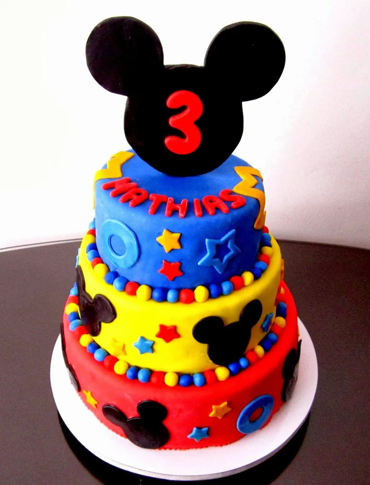 Tortas y Ponques Lucia: Otro modelo de Torta Mickey Mouse