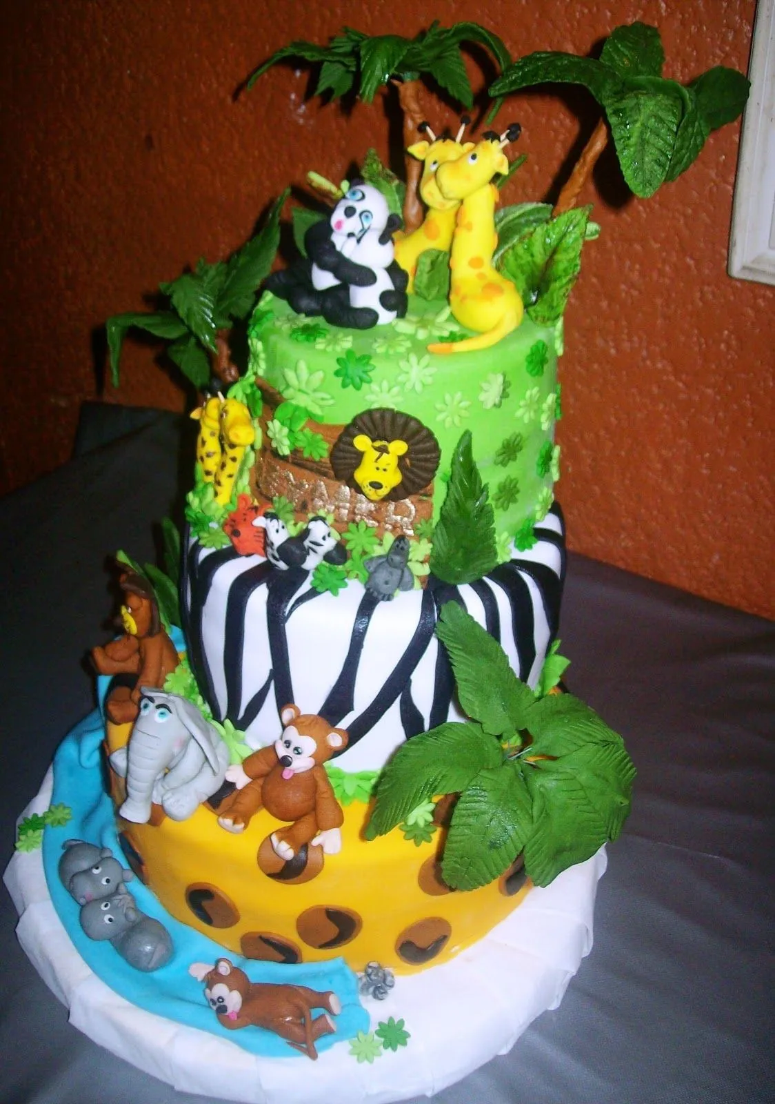 Tortas lisbesita: Torta Animalitos de la Jungla (