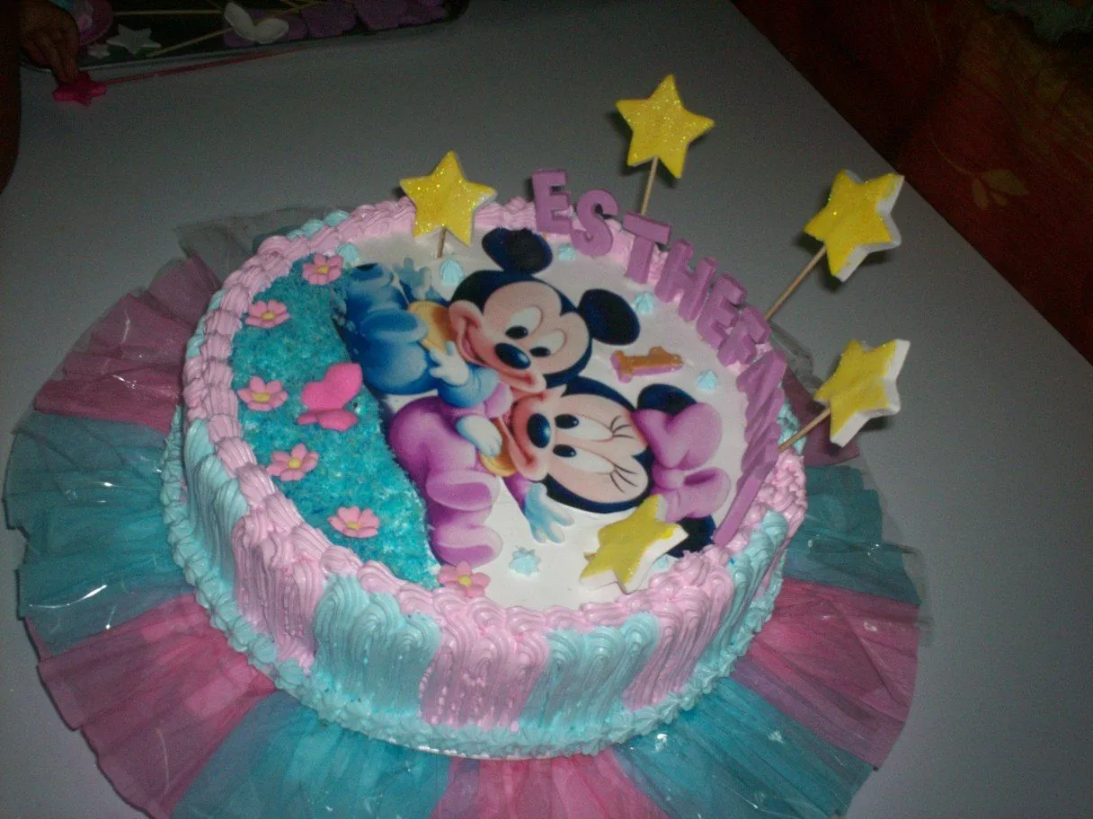 TORTAS WUENDI: Tortas bebe Minie y Mickey