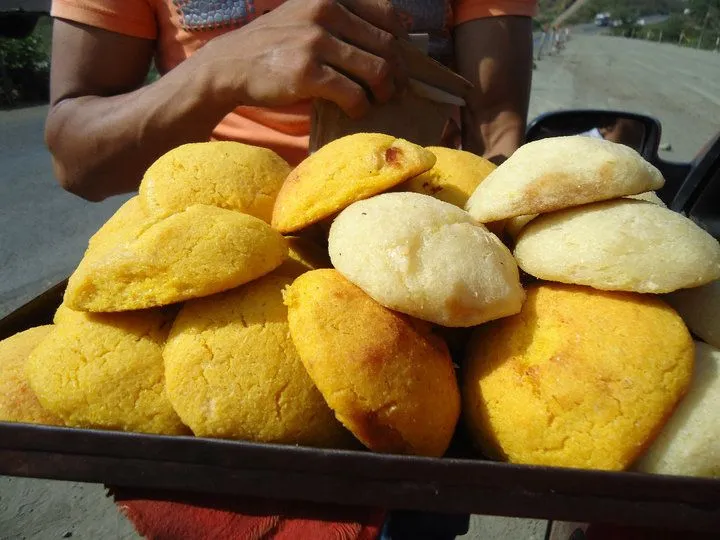 Tortilla de Maiz al estilo Manabita-Ecuador | monoaullador.