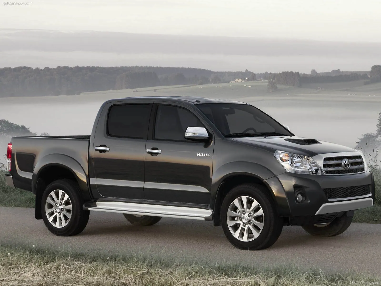 Toyota Hilux 2012 Pickup Truck Review with Wallpapers ~ CARS NEVER DIE