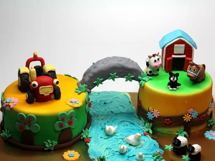 Tractor Tom Birthday Cake - London http://www.pinkcakeland.co.uk ...