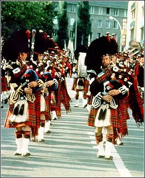 Tradiciones Celtas – Trajes típicos | IRLANDA-Reino de las Hadas y ...