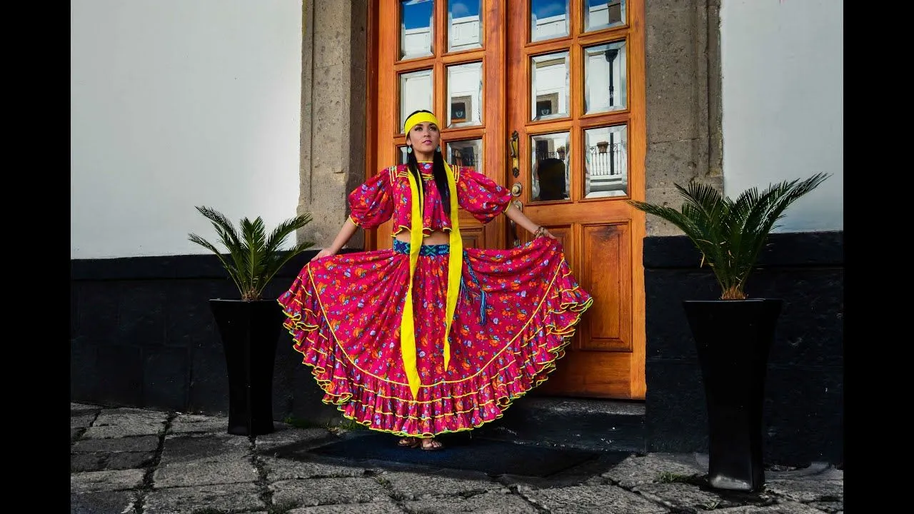 Traje típico de Chihuahua - Cultura Colectiva