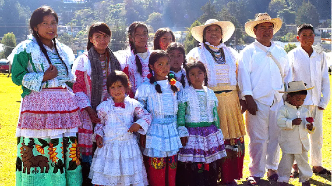 Traje típico del Estado de México - México