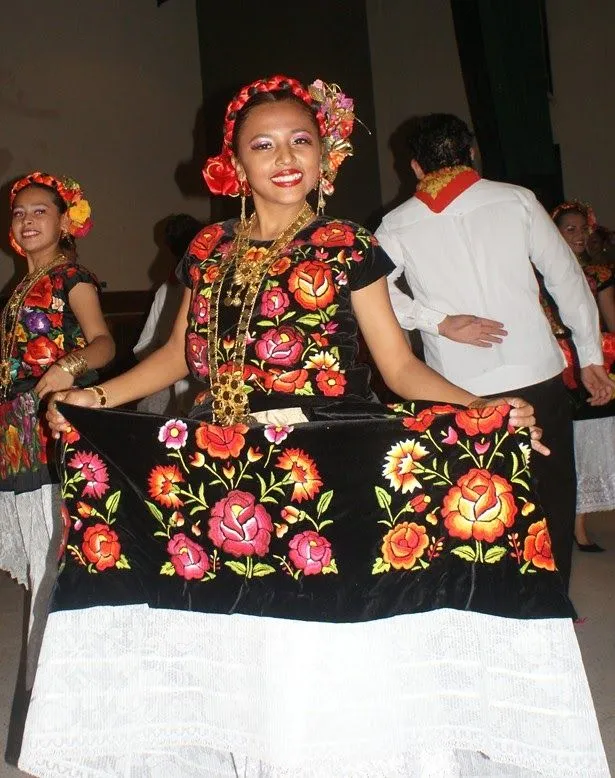 Trajes Regionales De Oaxaca