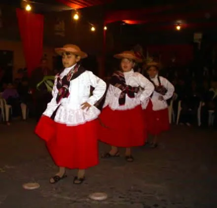 Trajes típicos de apurimac - Imagui