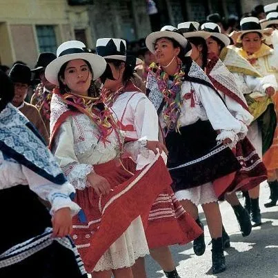 Trajes típicos de apurimac - Imagui