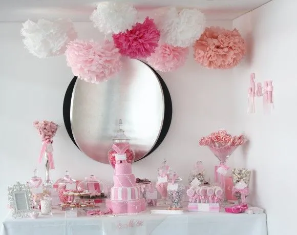 Transformation - Art: Decorar con pompones de papel de seda