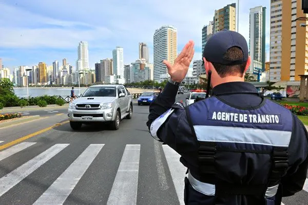 Trânsito Mossoroense: Agente de Trânsito, odiado por quê?