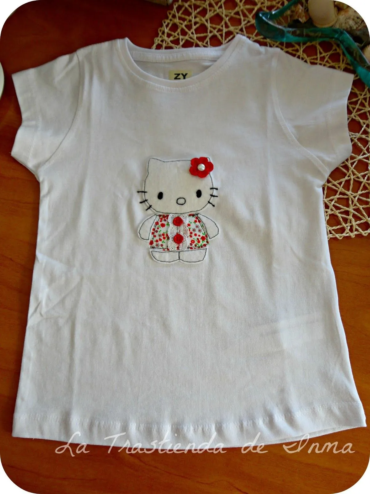 LA TRASTIENDA DE INMA: Decorando camisetas . . .