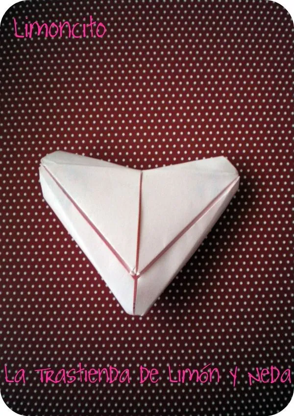 La Trastienda de Limón y Neda: Corazón de origami