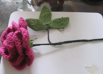 TRICO y CROCHET-madona-mía: Rosas a crochet o ganchillo Paso a Paso