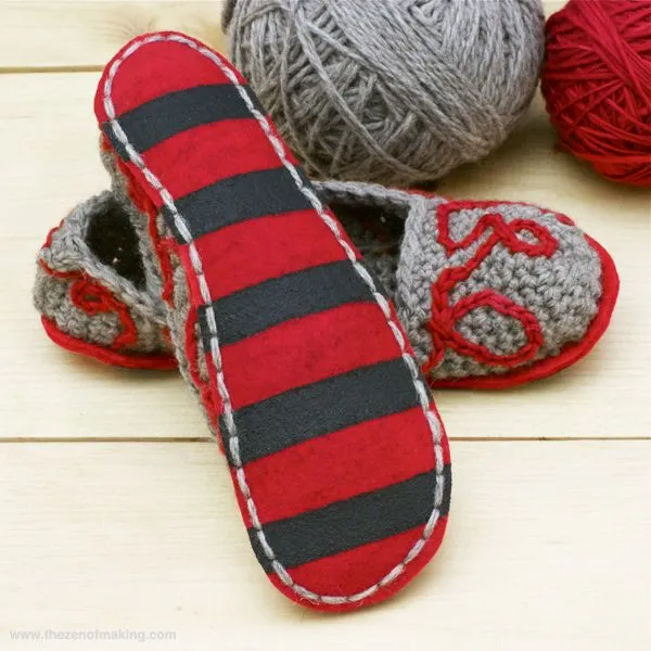 Tutorial: Fancy Felt Soles for Crocheted Slippers | The Zen of Making