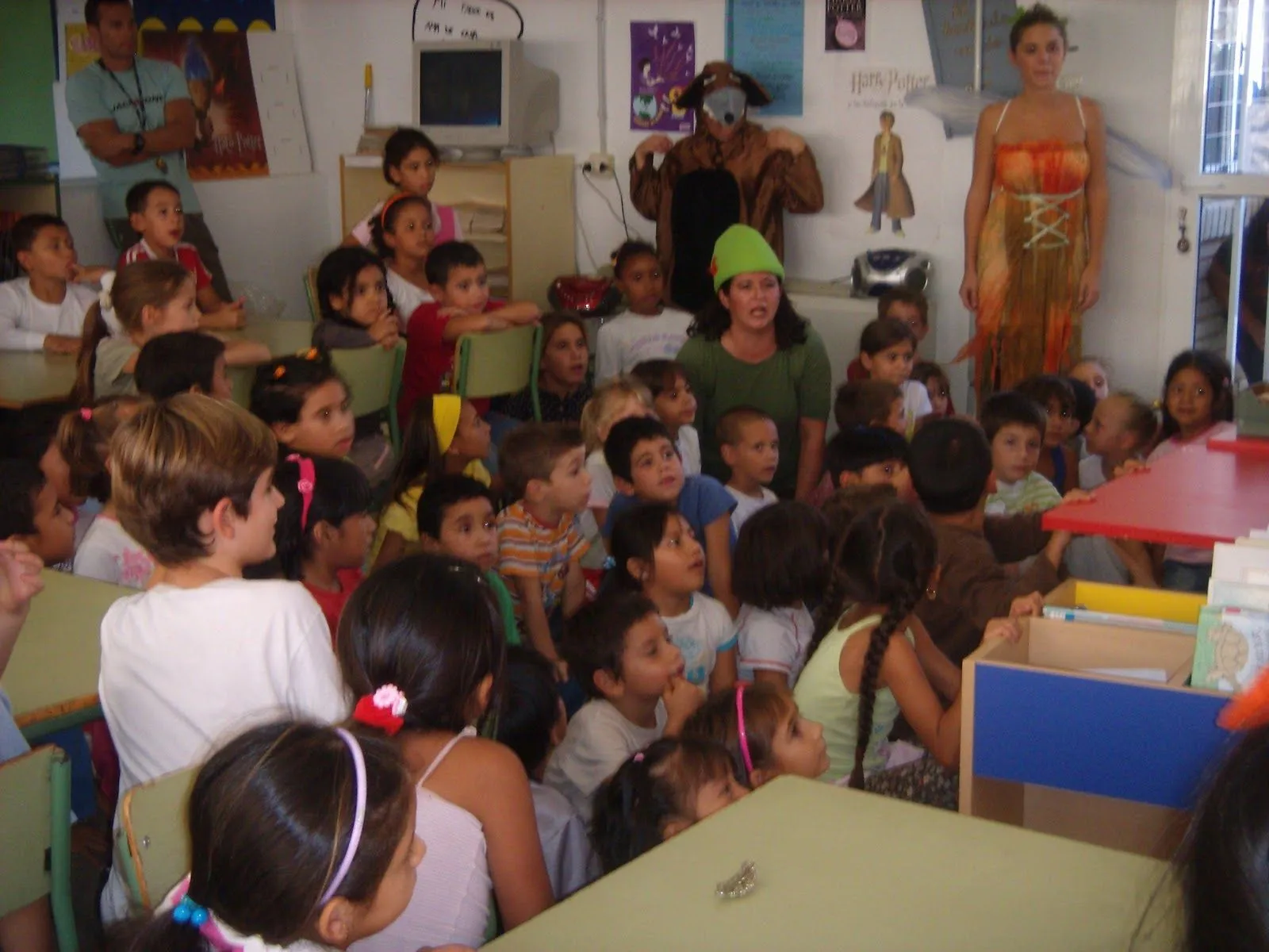 El Twist del Escabel: Mágico patio de un colegio cualquiera