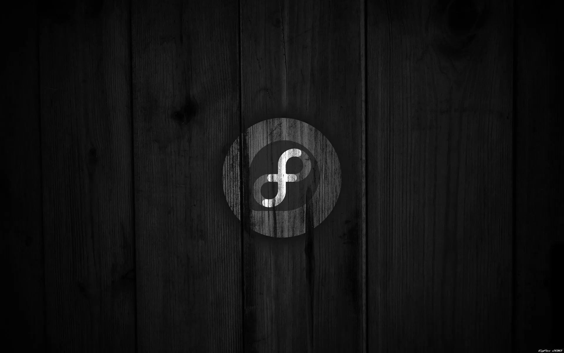 Ubuntronics: 15 Wallpapers de Fedora