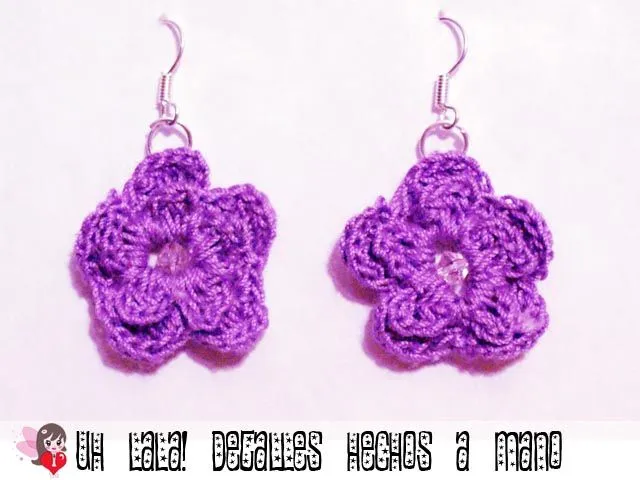 uhlaladetallesyaccesorioskawaii: Aretes de Flor a punto Crochet