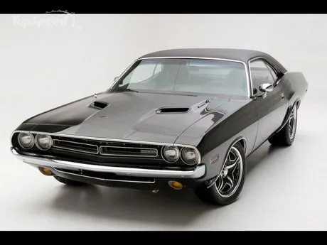 Uma Paixão,Carros: Dodge Challenger