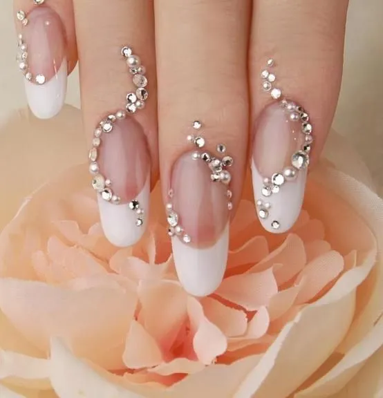 Uñas acrilicas para novias - Imagui