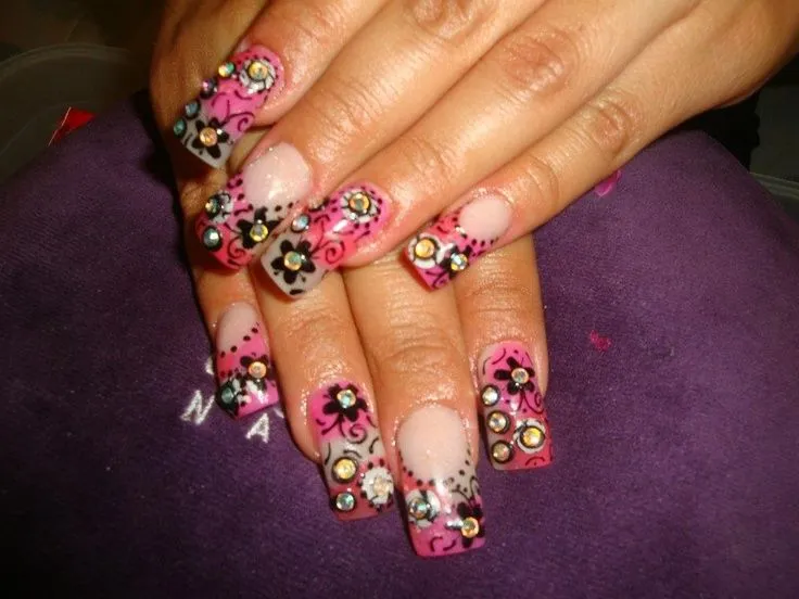 Pin by Carla Ron Novoa on uñas decoradas | Pinterest