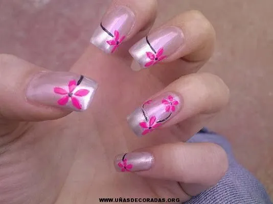 Uñas decoradas de pies con flores - Imagui