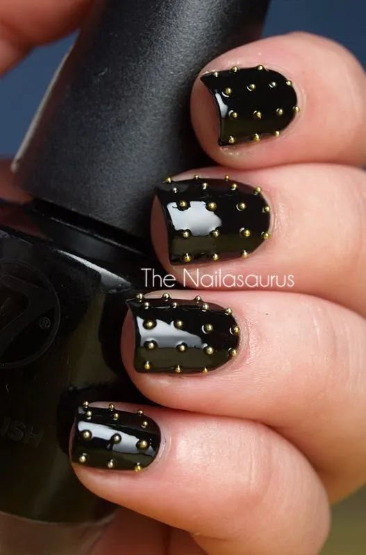 Uñas + estoperoles | Beauty | Pinterest | Studded Nails, Nails and ...