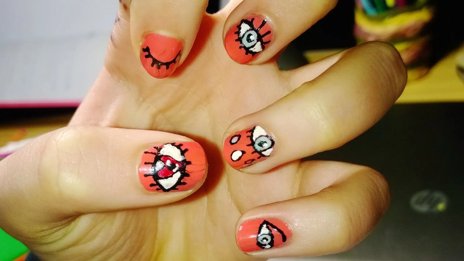 MIS UÑAS PINTADAS Y DECORADAS: enero 2014