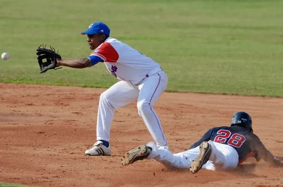 Estados Unidos retuvo el título mundial de béisbol | Cubadebate