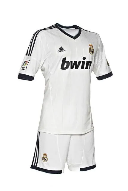 Uniforme del Real Madrid 2012-2013 | Flickr - Photo Sharing!