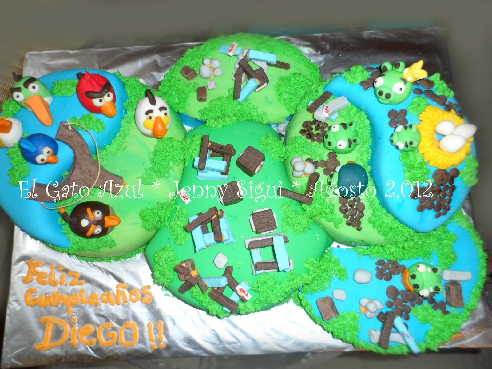 El Universo del Gato Azul: Pastel Angry Birds