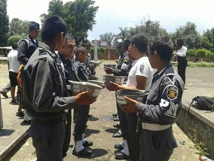 El vautizo de algunos miembros ds filas P.M | pentathlon deportivo ...