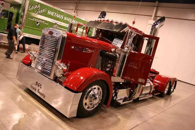 Las Vegas Great West Truck Show | encamion.com