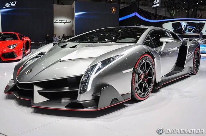 Veneno: Lamborghini la vuelve a liar en el Salón de Ginebra con un ...