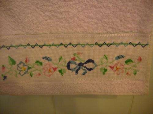 Venta de toallas punto de cruz - Imagui