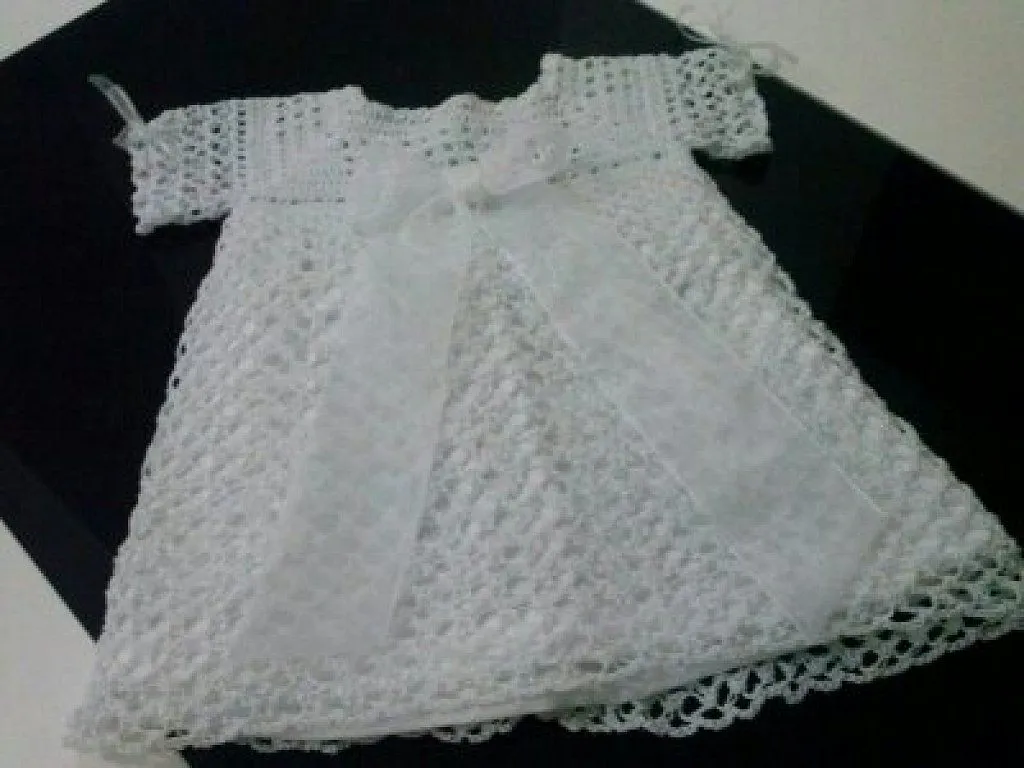 VESTIDO BAUTIZO DE BEBE EN CROCHET | Aprender manualidades es ...