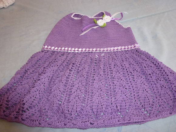 Vestido De Bebê Em Crochê - rosas e fita | AndreaArtesanato | Elo7