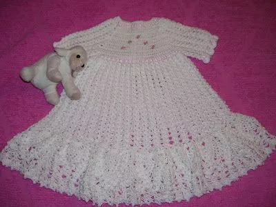 vestido bebe primera medida tejido al crochet en acrilico de verano