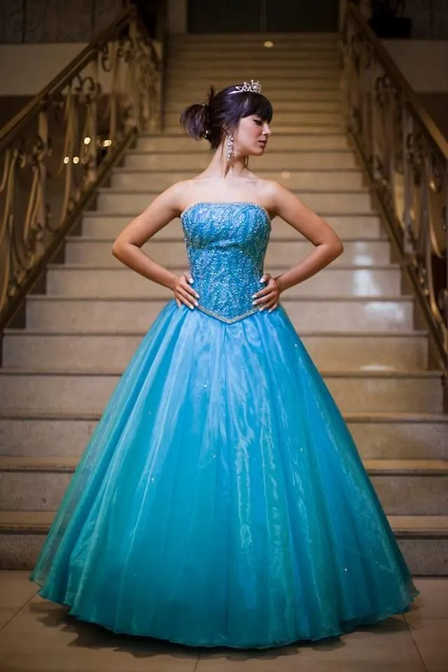 Vestido de debutante azul claro. | Vestido… 15 Anos! | Pinterest