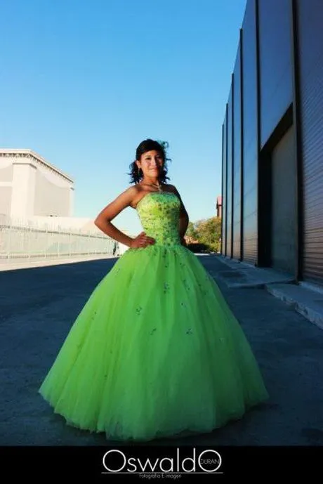 Vestidos de 15 años color verde