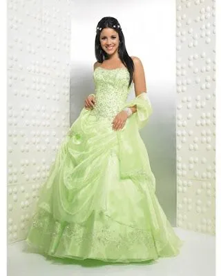 List Fashion Style: Vestido de 15 años - Color Verde Claro