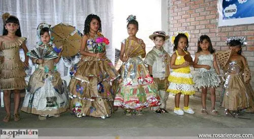 Vestidos de fantasia en reciclaje - Imagui