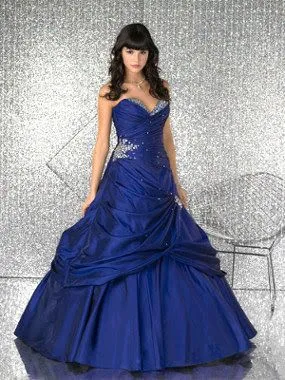 Vestidos de Fiesta: Vestidos de 15 años de color azul