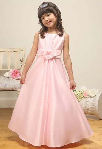 Vestidos de presentacion para niña imagenes - Imagui