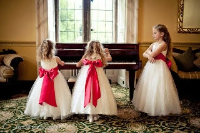 Vestidos para pajecitas (FOTOS) - Mamá de Alta Demanda