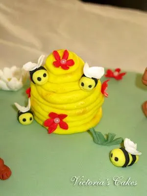 Victoria's Cakes: FLORES Y FIGURAS DE AZUCAR