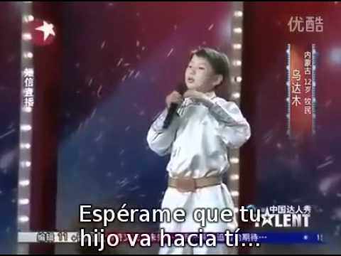 VIDEO: NIÑO DE MONGOLIA LE CANTA A SU MADRE - HONRA A TUS PADRES